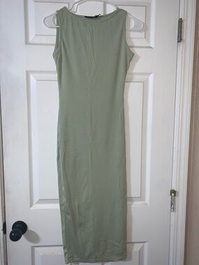 4/$30 PrettyLittleThing Sage Green Sleeveless Maxi Dress
